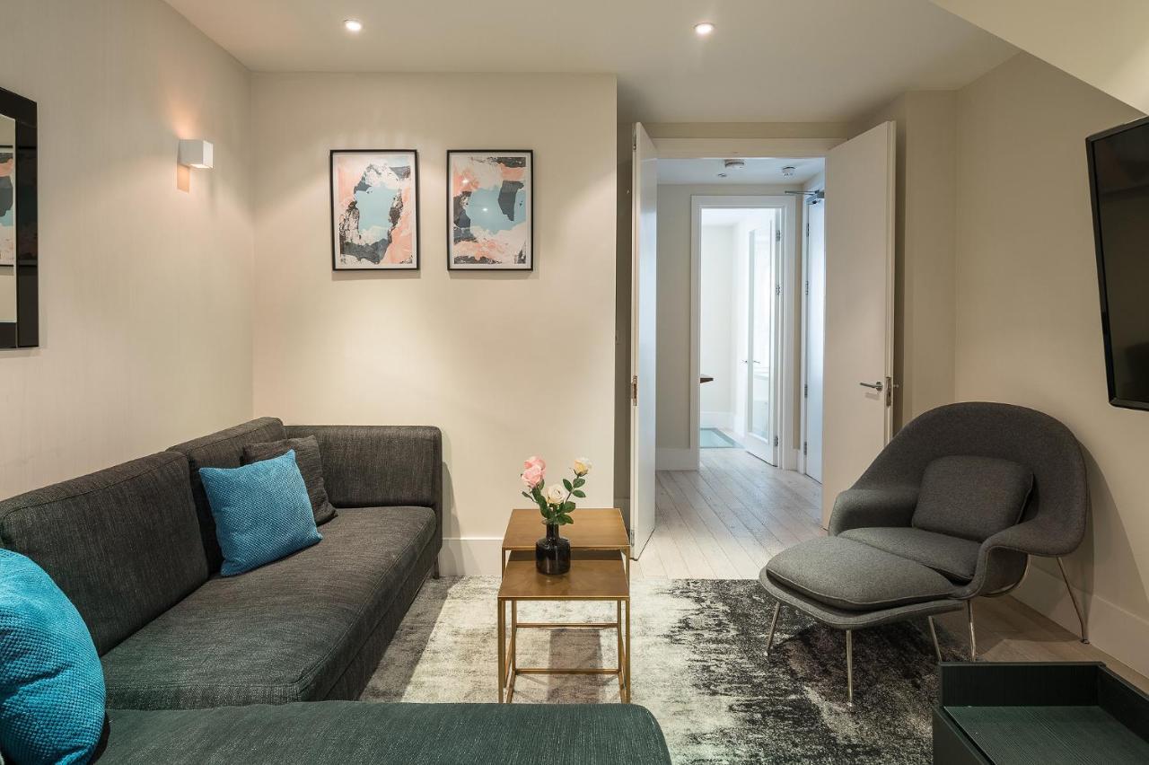 Fitzrovia - Charlotte Street By Viridian Apartments Лондон Екстер'єр фото